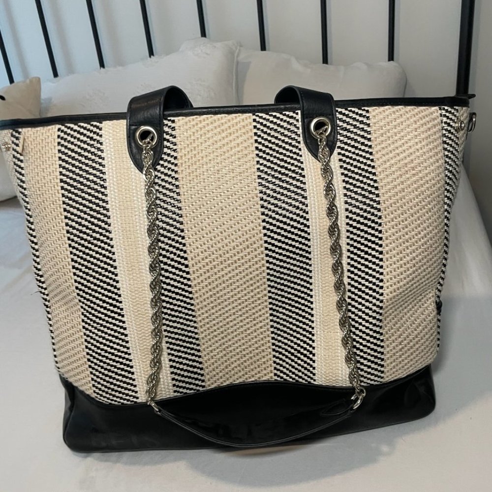 Beis Travel Tote